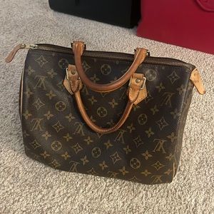 Louis Vuitton Speedy 30